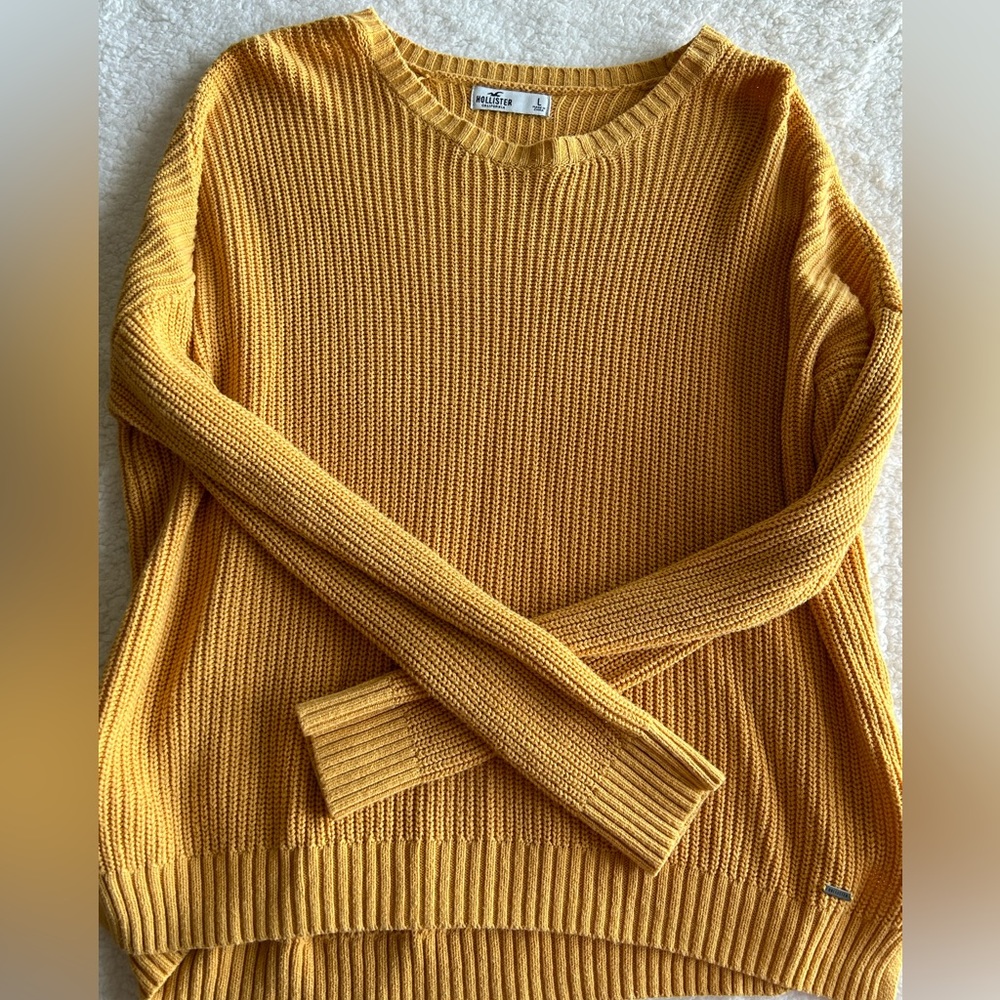 Hollister Yellow Sweater
